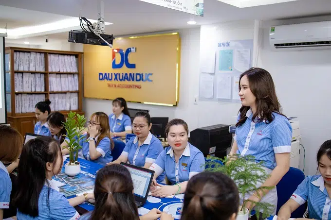SINH HOẠT ĐẦU TUẦN TẠI DC CÓ GÌ?